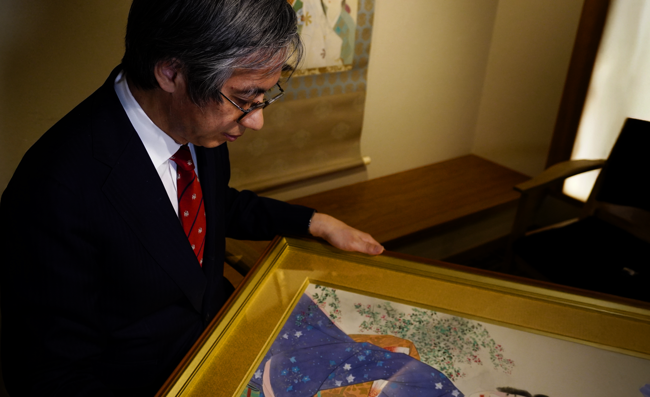 家族四代、受け継がれる信頼と実績 | 絵画骨董買取プロ |東京銀座