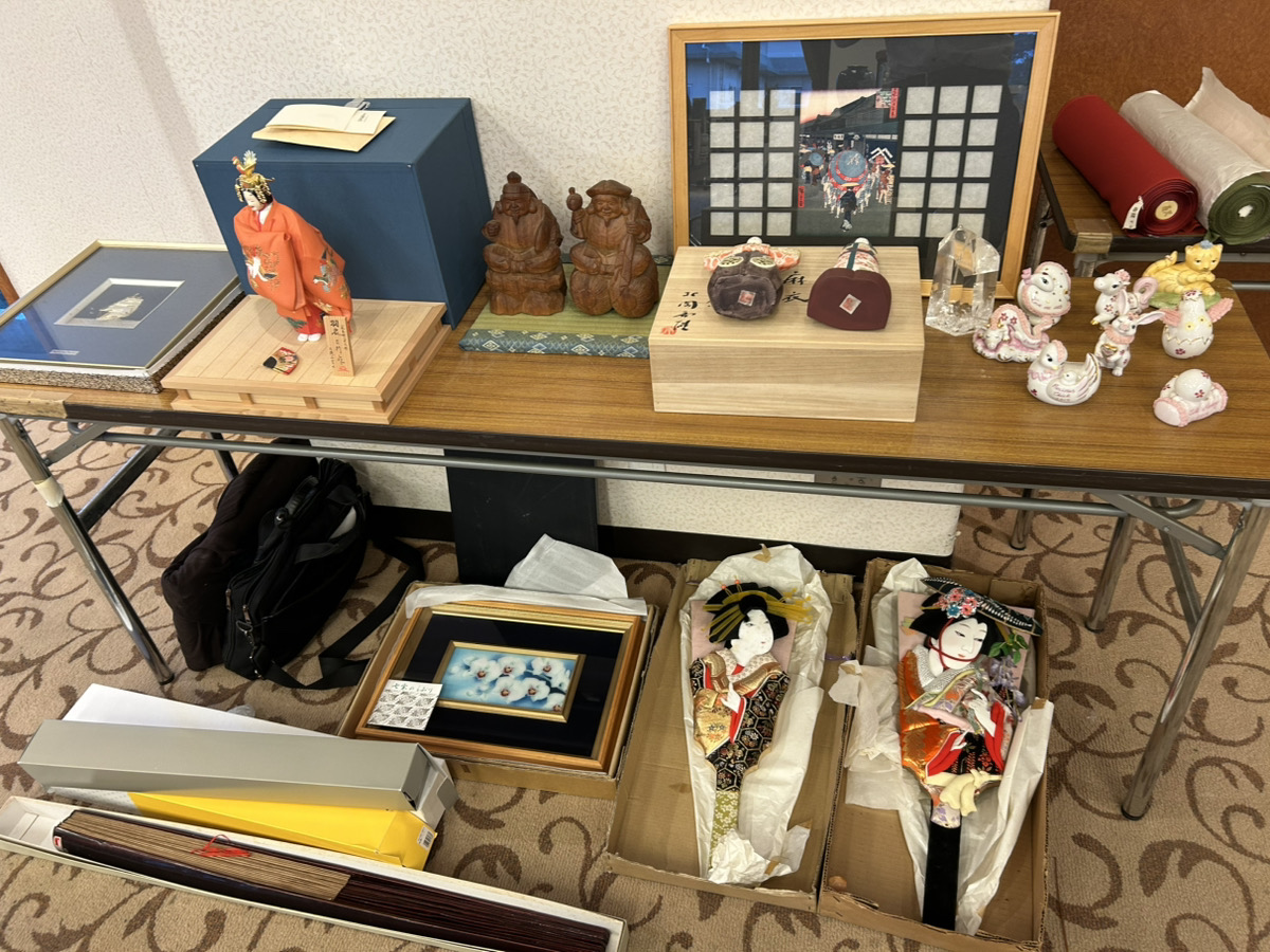 終活に身の回りを整理したいとのご依頼でピカソ他を買取させていただきました（相模原市）