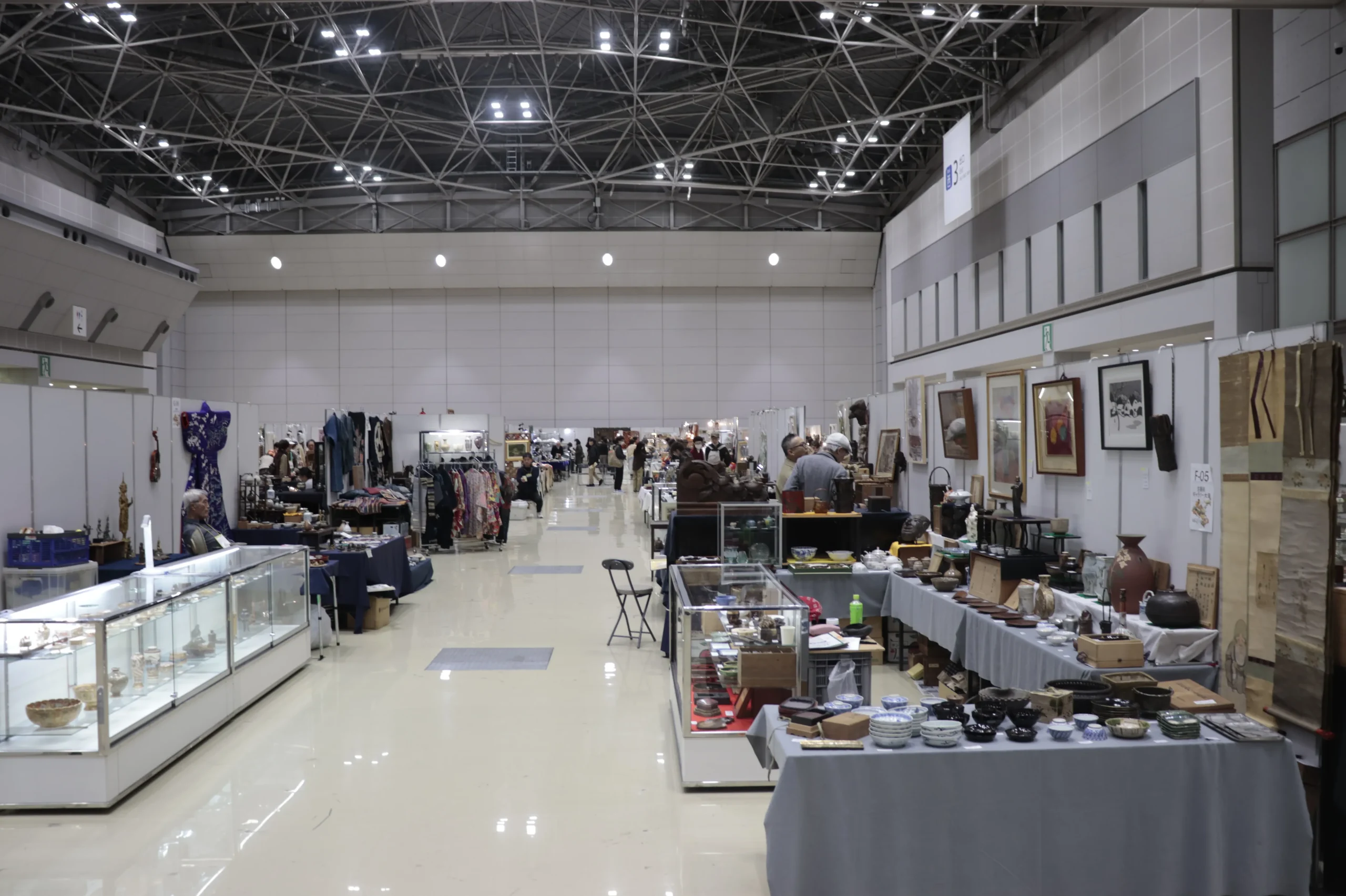 骨董グランデの風景