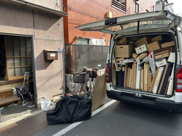 ご親族の蒐集品の片付けもお手伝いいたします