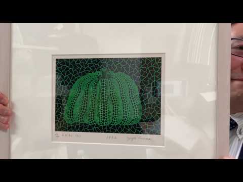 草間彌生の版画作品買取を致します。査定は無料です。 作家別作品買取