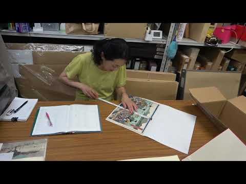 浮世絵のサイズを測っております。【浮世絵の秋華洞】 作家別作品買取